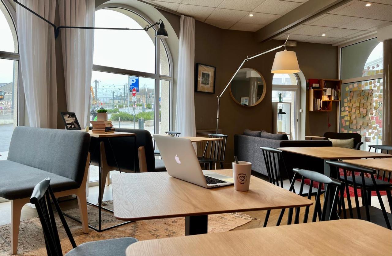 Hotel Et Apparts Marin Laval  Luaran gambar