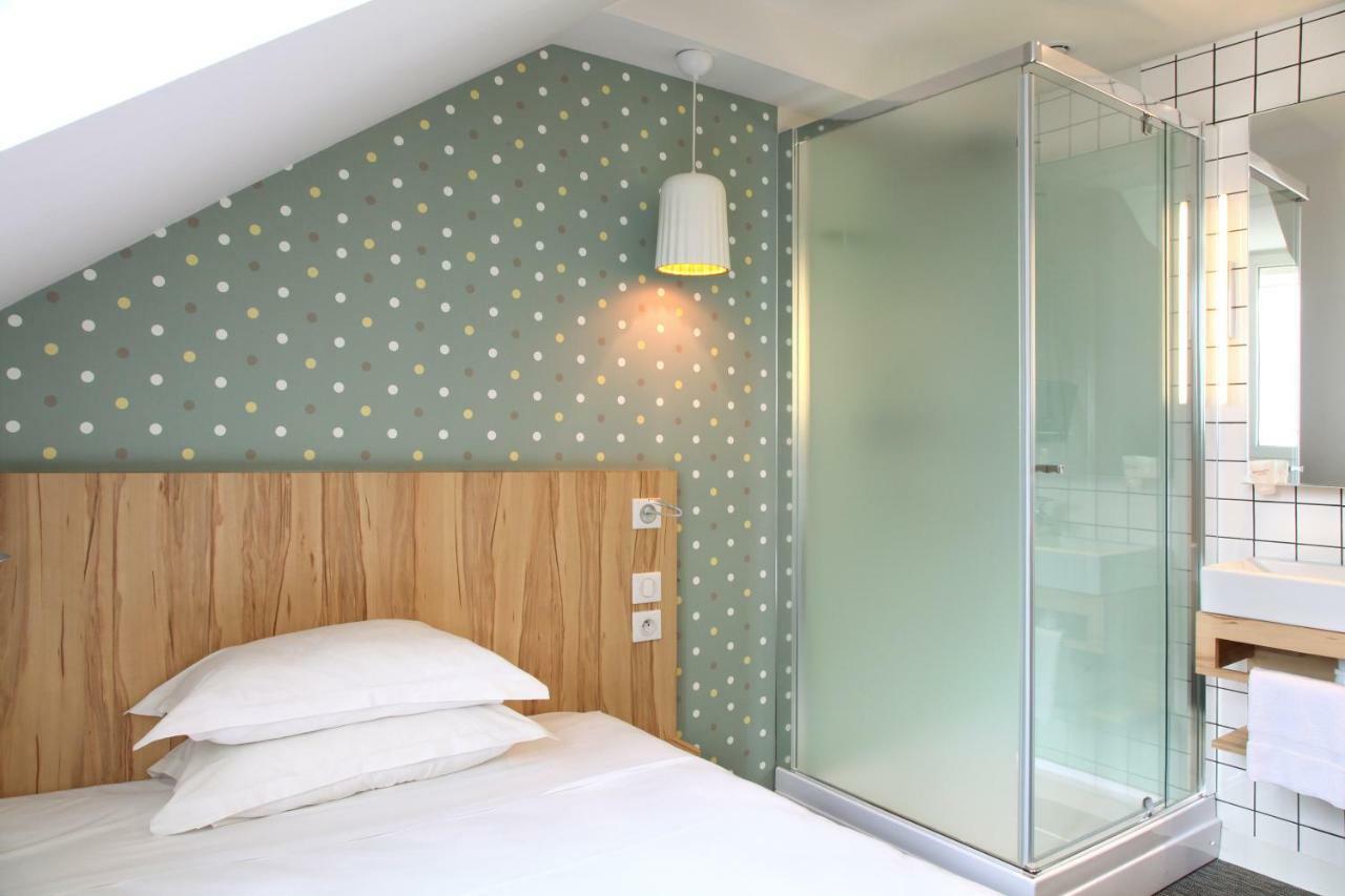 Hotel Et Apparts Marin Laval  Luaran gambar