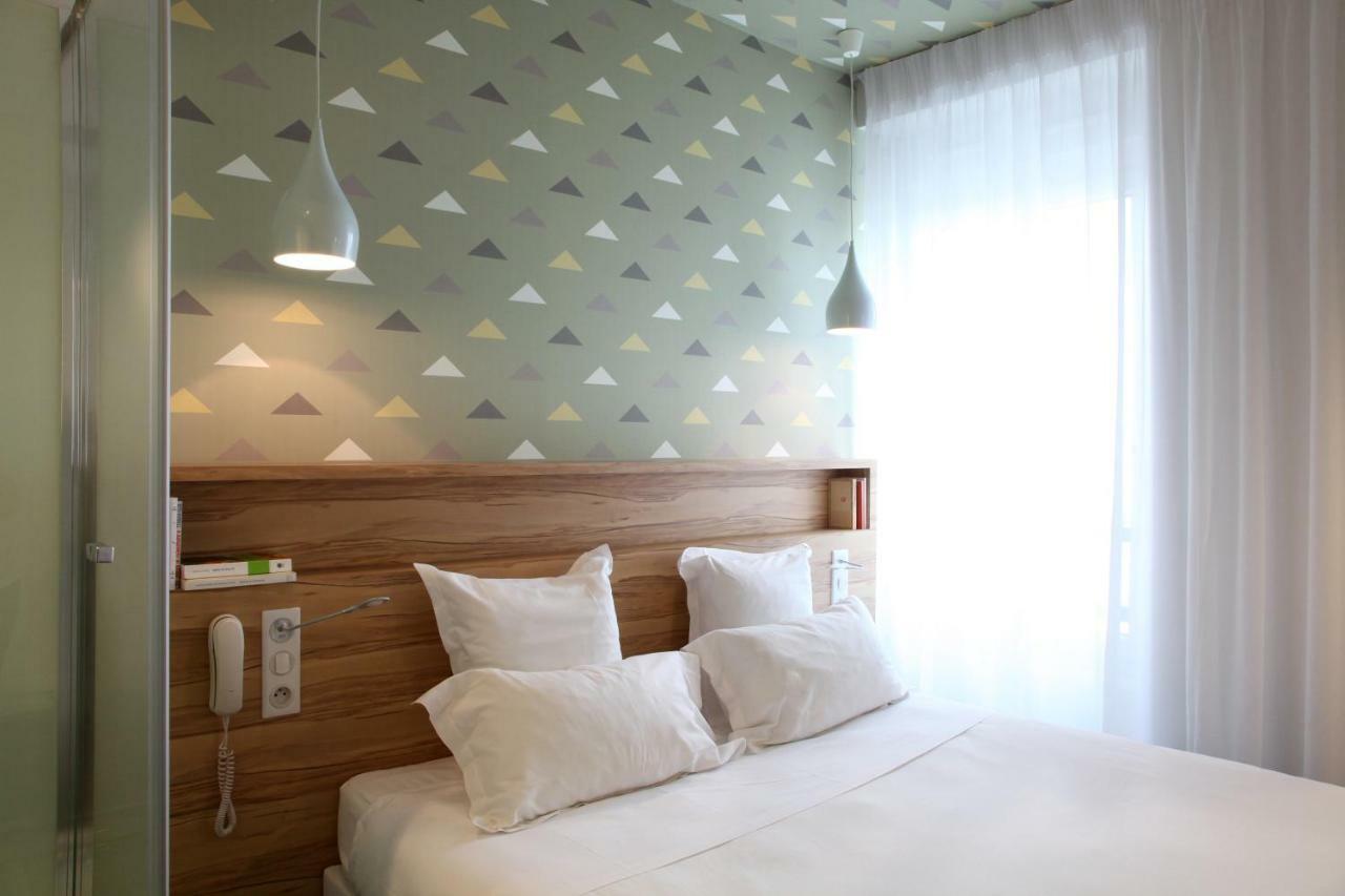 Hotel Et Apparts Marin Laval  Luaran gambar