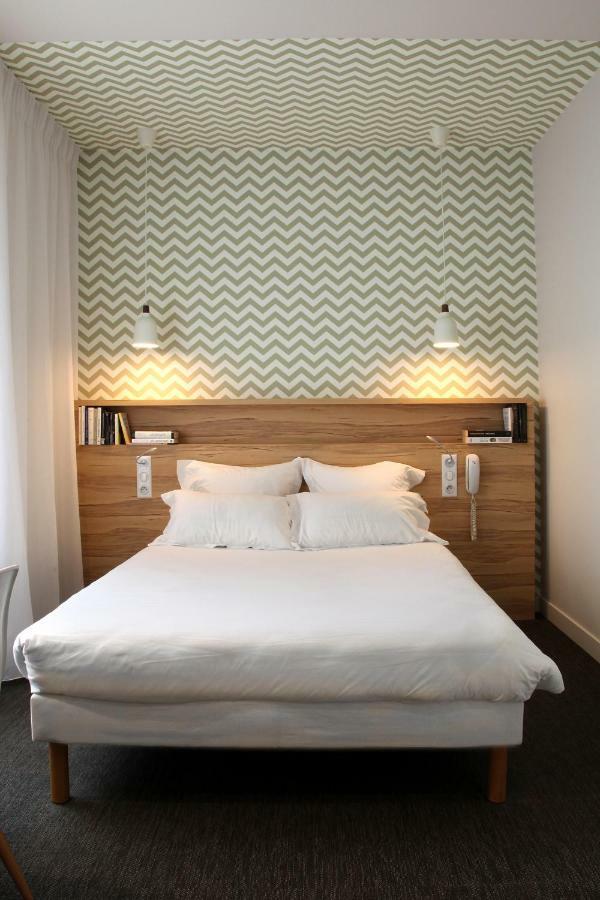 Hotel Et Apparts Marin Laval  Luaran gambar