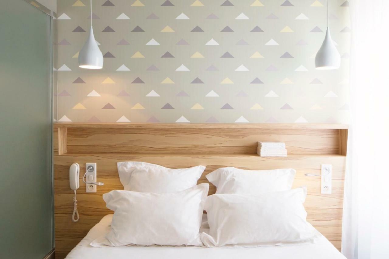 Hotel Et Apparts Marin Laval  Luaran gambar